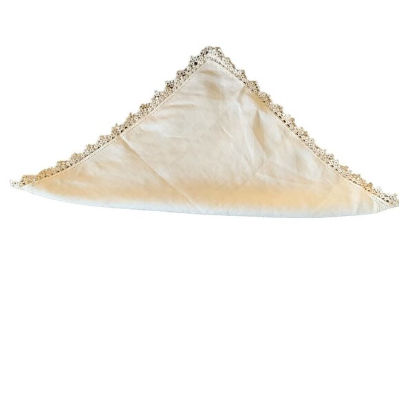 Vintage Ladies Crochet Lace Trim Handkerchief Off White/Beige  11x11" 93A - Picture 3 of 4